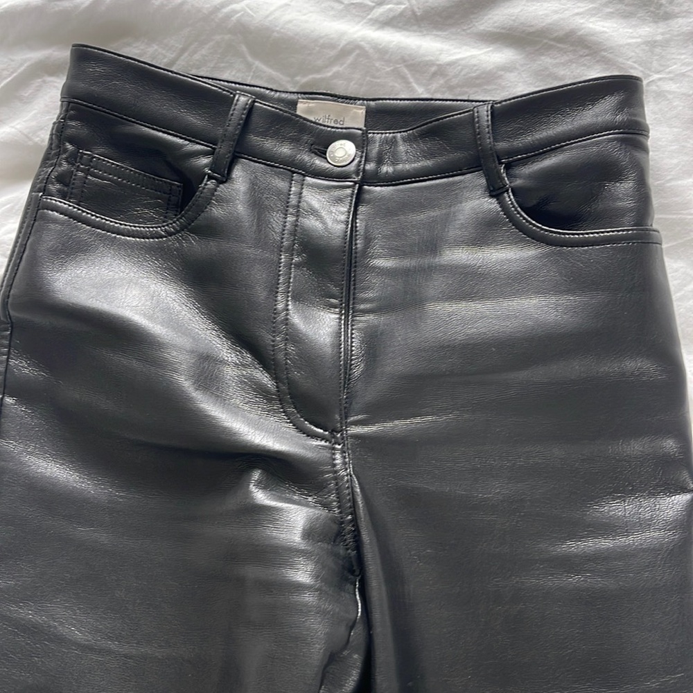 Aritzia Melina Pants Short